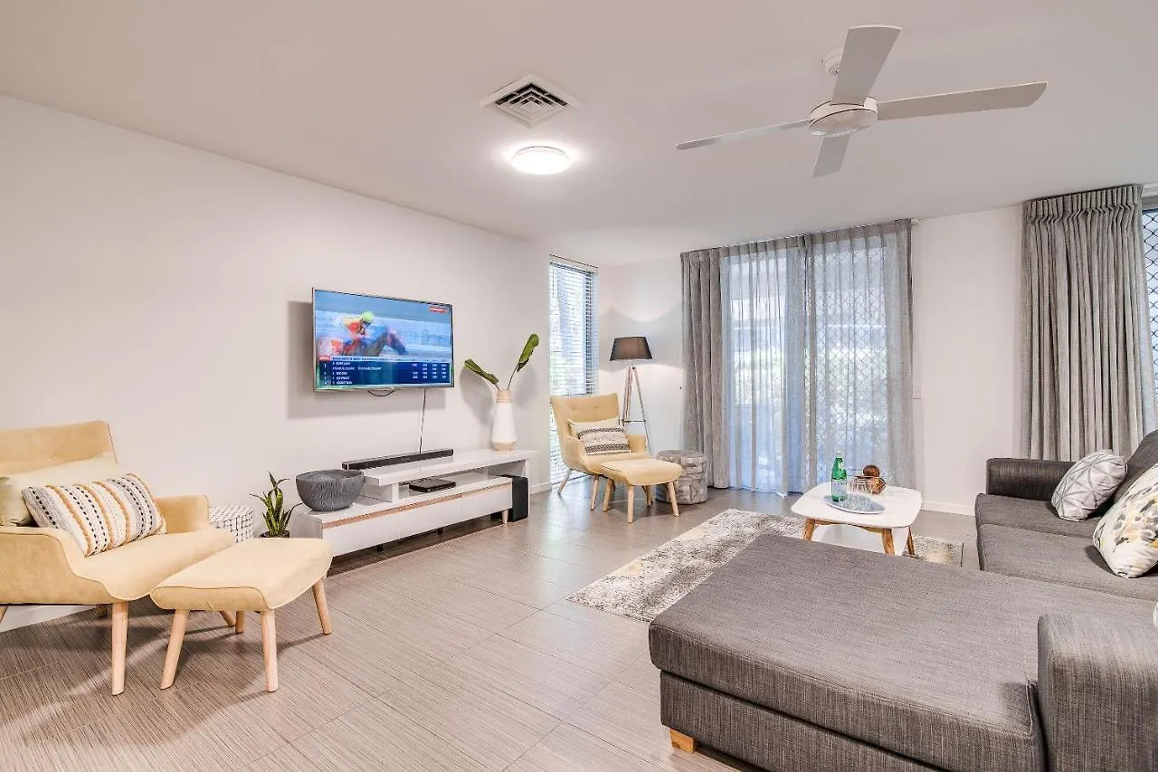 **** Aparthotel Coolum At The Beach Coolum Beach Australia